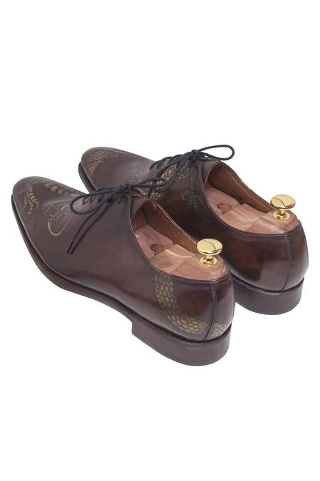 Toramally - Men_Brown European Vegetable Tanned Leather Sole Inked Oxford Shoes _Online_at_Aza_Fashions