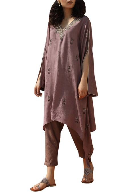 Buy_Bohame_Purple Cotton Silk V Neck Embroidered Kurta Set_Online_at_Aza_Fashions
