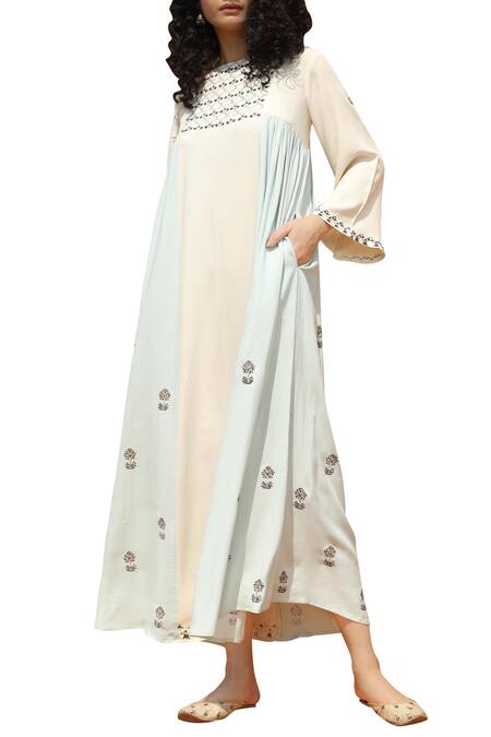 Bohame_Green Cotton Silk Round Neck Printed Maxi Dress _Online_at_Aza_Fashions