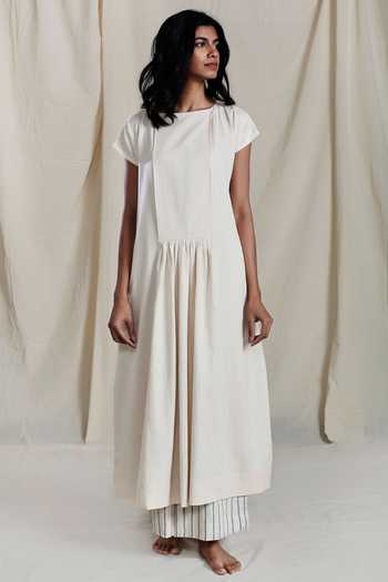 Buy_MATI_Off White Handloom Cotton Dress_Online_at_Aza_Fashions