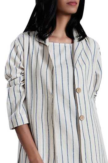 Buy_MATI_Off White Handloom Cotton Jacket_Online_at_Aza_Fashions