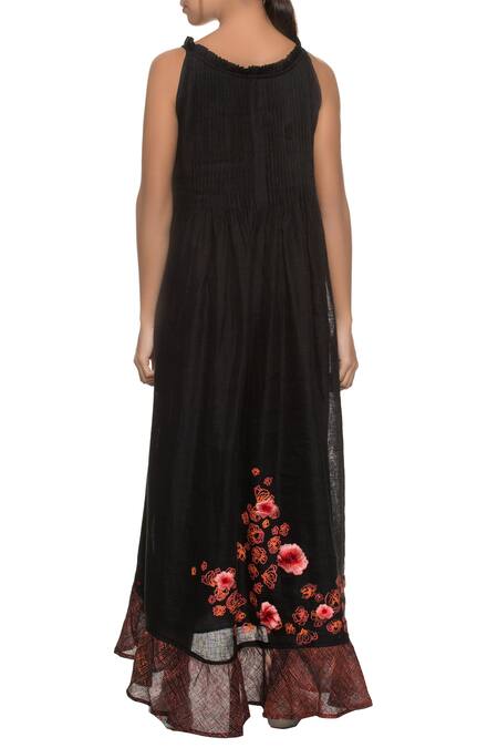 Shop Kaveri Black Floral Embroidered Dress at Aza Fashions Shop_Kaveri_Black Floral Embroidered Dress_at_Aza_Fashions
