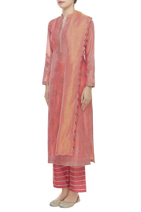 Aiman_Coral Silk Chanderi Mandarin Collar Embroidered Kurta Set_Online_at_Aza_Fashions
