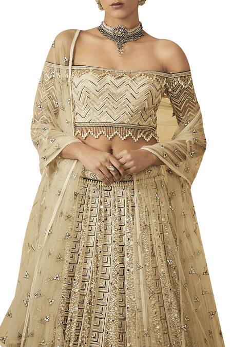 Tarun Tahiliani Off White Embroidered Lehenga Set at Aza Fashions Tarun Tahiliani_Off White Embroidered Lehenga Set_at_Aza_Fashions