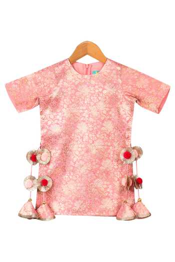 Free Sparrow_Pink Brocade, Taffeta, Cotton Tassels Kurta With Plain Lehenga Set_Online_at_Aza_Fashions