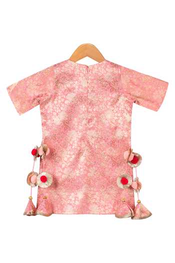 Buy_Free Sparrow_Pink Brocade, Taffeta, Cotton Tassels Kurta With Plain Lehenga Set_Online_at_Aza_Fashions