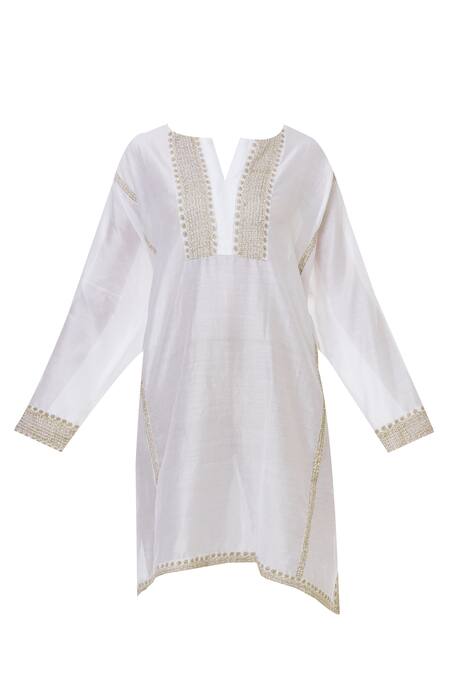 Shop Latha Puttanna White Chanderi Split Embroidered Kurta Online at Aza Fashions Shop_Latha Puttanna_White Chanderi Split Embroidered Kurta _Online_at_Aza_Fashions