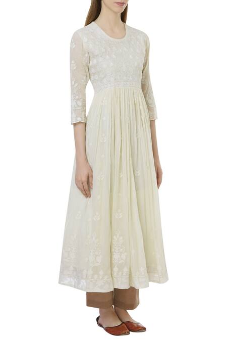 Heli Shah White Chanderi Cotton Anarkali Kurta Online at Aza Fashions Heli Shah_White Chanderi Cotton Anarkali Kurta_Online_at_Aza_Fashions