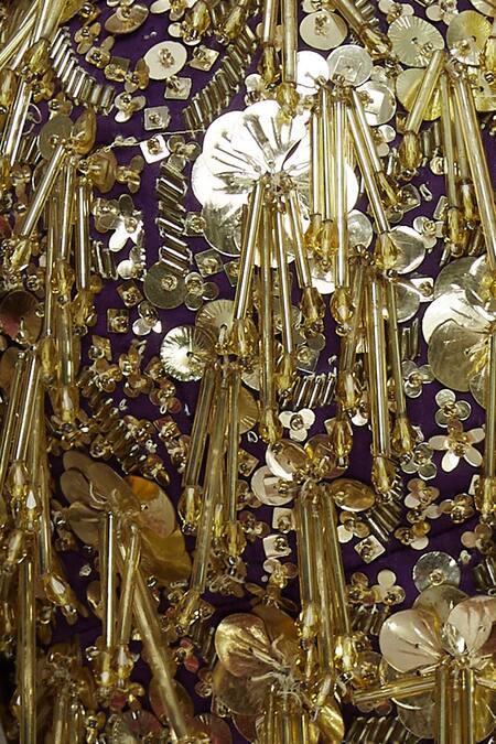 Salian By Anushree Grey Modal Satin Sweetheart Neck Foil Print Lehenga Set at Aza Fashions Salian By Anushree_Grey Modal Satin Sweetheart Neck Foil Print Lehenga Set_at_Aza_Fashions