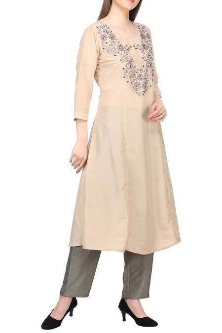 Adara Khan Beige Flared Kurta Set Online at Aza Fashions Adara Khan_Beige Flared Kurta Set _Online_at_Aza_Fashions