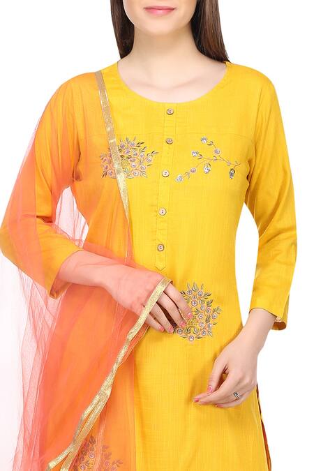 Samyukta Singhania_Yellow Rayon, Net Embroidery, Sequins Round Neck Floral Kurta Set_at_Aza_Fashions