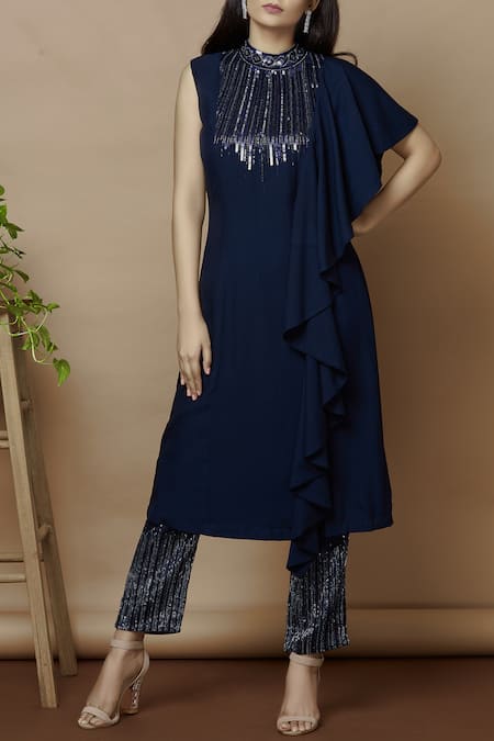 Aariyana Couture Embroidered Kurta with Pants 