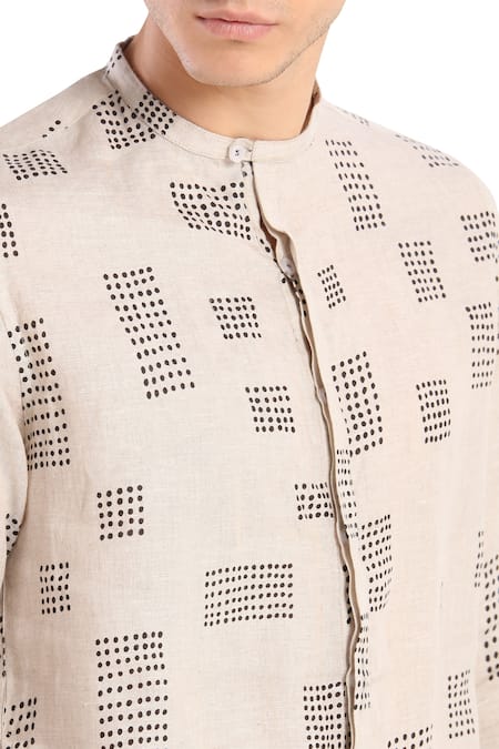 Son Of A Noble Snob_Beige Linen Printed Kurta _at_Aza_Fashions