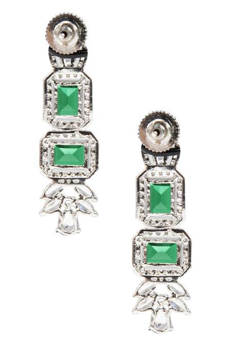 Shop Auraa Trends White Crystal Choker Set Online at Aza Fashions Shop_Auraa Trends_White Crystal Choker Set_Online_at_Aza_Fashions