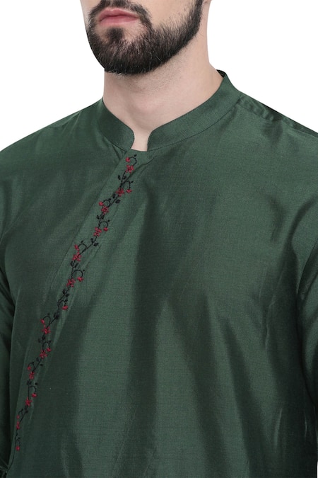 Shop_Mayank Modi - Men_Green Cotton Silk Mandarin Collar Kurta Set_Online_at_Aza_Fashions