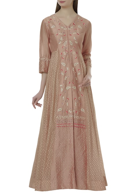 Ivory by Dipika Chanderi Silk Kurta Set 