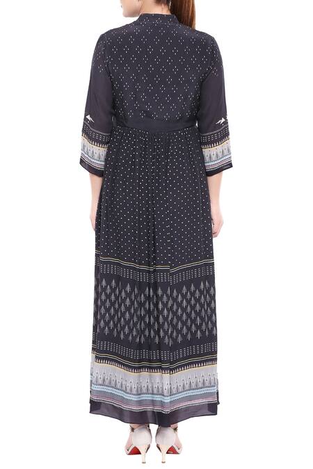 Shop So Us By Sougatpaul Black Crepe Band Collar Printed Long Tunic at Aza Fashions Shop_So Us By Sougatpaul_Black Crepe Band Collar Printed Long Tunic _at_Aza_Fashions