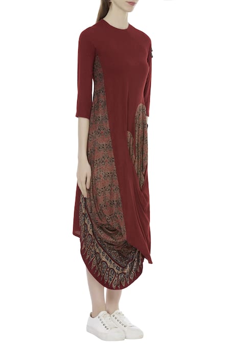 Fahd Khatri_Maroon Cotton, Organic Bamboo Round Handwoven Ajrakh Print Tunic_Online_at_Aza_Fashions