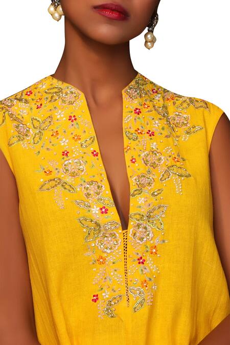 Shop Nikasha Yellow Cotton Notched Embroidered Kurta Set Online at Aza Fashions Shop_Nikasha_Yellow Cotton Notched Embroidered Kurta Set _Online_at_Aza_Fashions