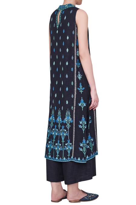 Shop_Anita Dongre_Embroidered Kurta Set_at_Aza_Fashions