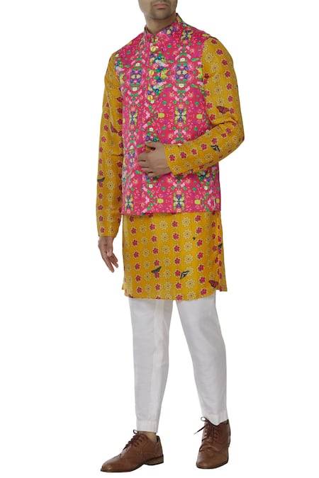 Mr. Ajay Kumar Printed Bundi & Kurta Set 