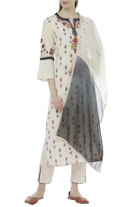 House of Kotwara White Ikat Split Neck Kurta And Pant Set 