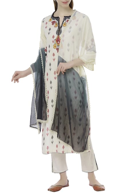 House of Kotwara_White Ikat Split Neck Kurta And Pant Set  _Online_at_Aza_Fashions