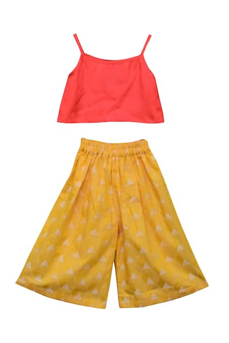 Shop Fayon Kids Yellow Cotton Sequins Embellished Top And Palazzo Set at Aza Fashions Shop_Fayon Kids_Yellow Cotton Sequins Embellished Top And Palazzo Set _at_Aza_Fashions