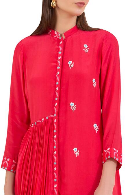 Buy_Limerick By Abirr N' Nanki_Coral Silk Crepe Mandarin Collar Embroidered Tunic_Online_at_Aza_Fashions