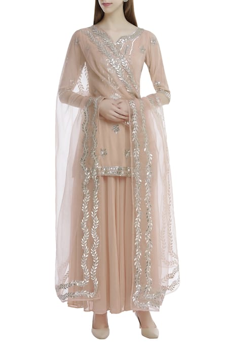 Esha Koul Peach Georgette Split Embroidered Kurta Set 