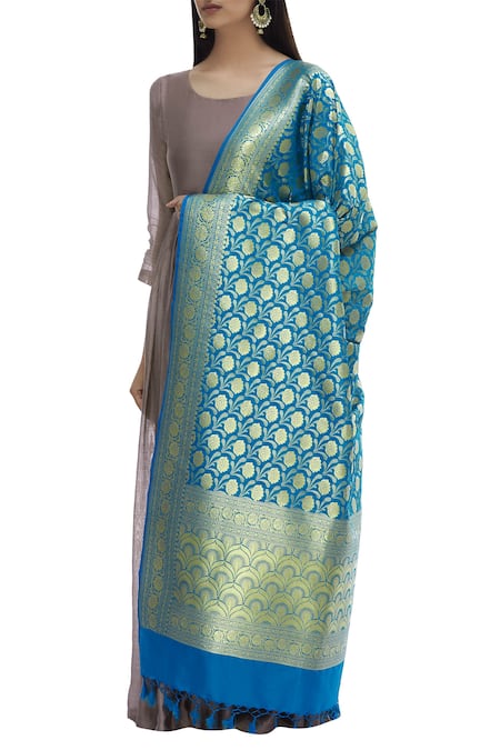 Samyukta Singhania_Blue Raw Silk Banarasi Dupatta_Online_at_Aza_Fashions