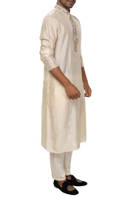 Smriti By Anju Agarwal_Cream Cotton Silk Kurta Set_Online_at_Aza_Fashions