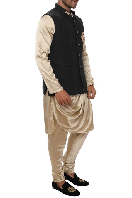 Smriti By Anju Agarwal Black Satin, Jute Bundi Kurta Set Online at Aza Fashions Smriti By Anju Agarwal_Black Satin, Jute Bundi Kurta Set_Online_at_Aza_Fashions