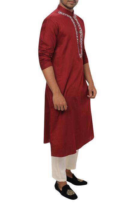 Smriti By Anju Agarwal Maroon Cotton Silk Kurta Set Online at Aza Fashions Smriti By Anju Agarwal_Maroon Cotton Silk Kurta Set _Online_at_Aza_Fashions