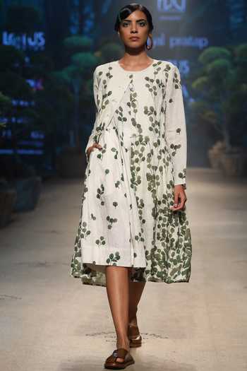 Buy Payal Pratap Off White Linen Round Neck Printed Jacket at Aza Fashions Buy_Payal Pratap_Off White Linen Round Neck Printed Jacket _at_Aza_Fashions