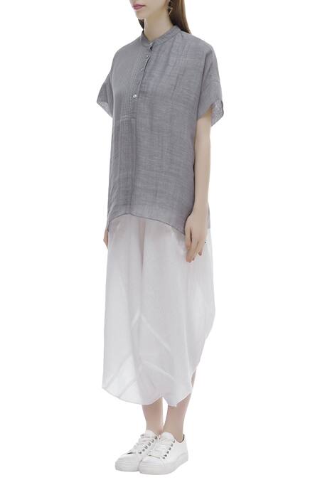 Buy_Urvashi Kaur_Gray Cotton Mandarin Collar Checkered Panel Organic Top _Online_at_Aza_Fashions