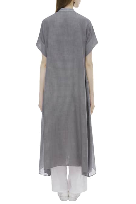 Shop Urvashi Kaur Gray Cotton Mandarin Collar Paneled Checkered Half Sleeve Kurta at Aza Fashions Shop_Urvashi Kaur_Gray Cotton Mandarin Collar Paneled Checkered Half Sleeve Kurta _at_Aza_Fashions