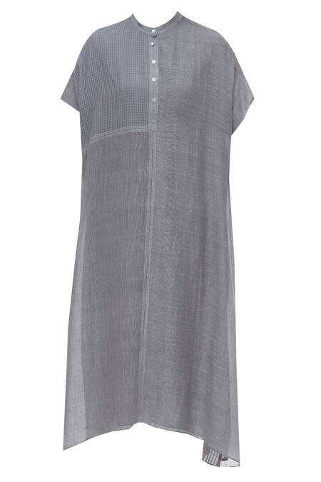 Shop Urvashi Kaur Gray Cotton Mandarin Collar Paneled Checkered Half Sleeve Kurta Online at Aza Fashions Shop_Urvashi Kaur_Gray Cotton Mandarin Collar Paneled Checkered Half Sleeve Kurta _Online_at_Aza_Fashions