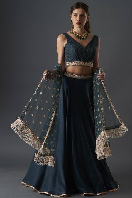 Avvantikaa S Parwani Green Dupion Embroidered Lehenga Set Online at Aza Fashions Avvantikaa S Parwani_Green Dupion Embroidered Lehenga Set_Online_at_Aza_Fashions