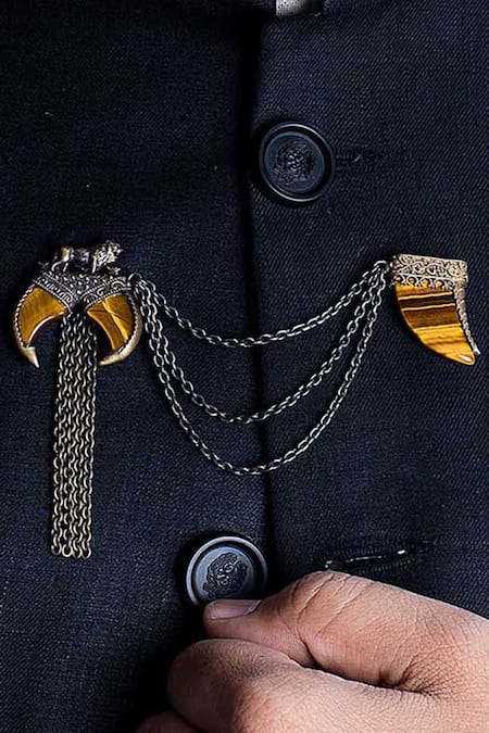 Cosa Nostraa_Gold Antique Lion Brooch_Online_at_Aza_Fashions