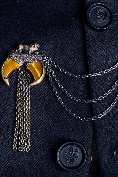 Buy_Cosa Nostraa_Gold Antique Lion Brooch_Online_at_Aza_Fashions