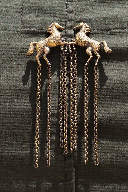 Shop_Cosa Nostraa_Gold Antique Horse Brooch _at_Aza_Fashions