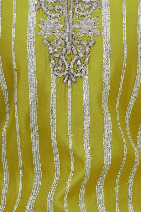 Neha Khullar_Yellow Chanderi Silk Round Neck Kurta Set _at_Aza_Fashions