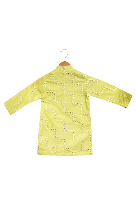 Shop Lil Angels Green Kurta Cottonpant Silk Embellished With Pyjama at Aza Fashions Shop_Lil Angels_Green Kurta Cottonpant Silk Embellished With Pyjama_at_Aza_Fashions