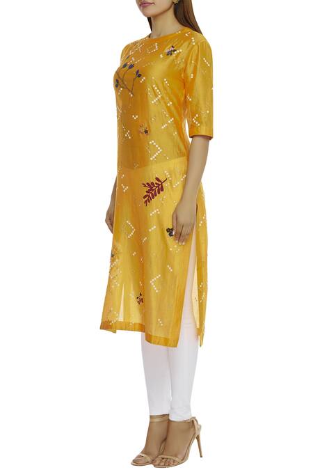 Buy_Sahil Kochhar_Yellow Chanderi Round Embroidered Kurta _Online_at_Aza_Fashions