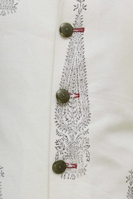 Gaurav Katta White Cotton Canvas Handblock Print Sherwani at Aza Fashions Gaurav Katta_White Cotton Canvas Handblock Print Sherwani_at_Aza_Fashions