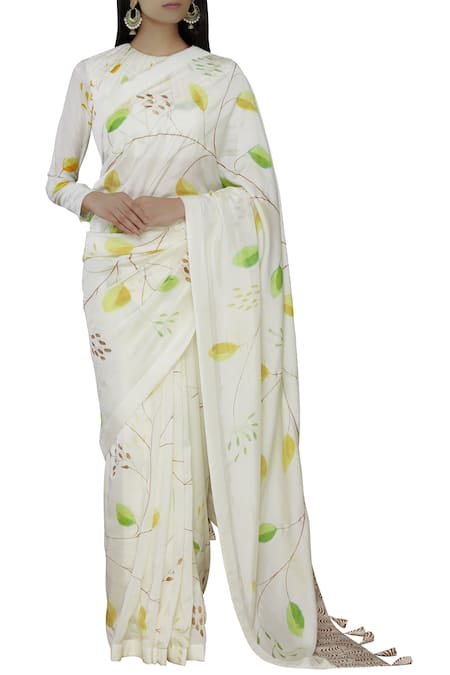 Vedika M_White Silk High Neck Printed Saree With Blouse_Online_at_Aza_Fashions