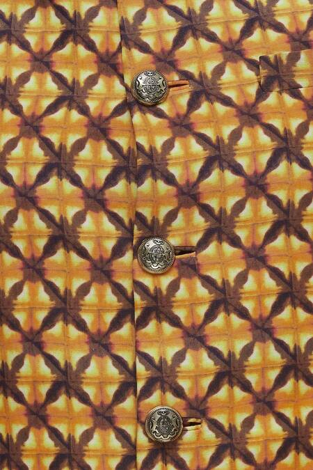 Chatenya Mittal_Yellow Linen Bundi _at_Aza_Fashions