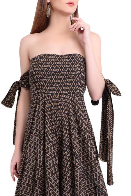 Buy Natasha J Black Cotton Block Print Jumpsuit Online at Aza Fashions Buy_Natasha J_Black Cotton Block Print Jumpsuit _Online_at_Aza_Fashions