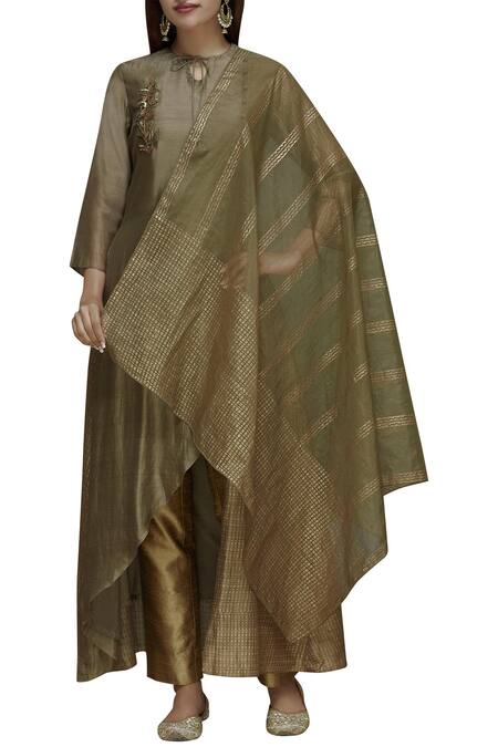 Priyam Narayan_Green Handloom Chanderi Round Kurta Pant Set_Online_at_Aza_Fashions